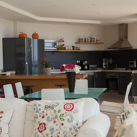 Apartment Denebola